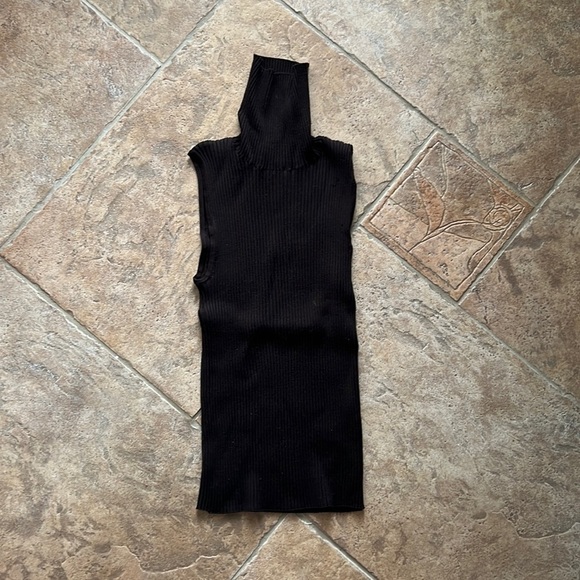 Josephine Chau turtle neck, size small - Picture 1 of 4